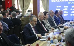 Kürsüde depremi konuşurken deprem oldu