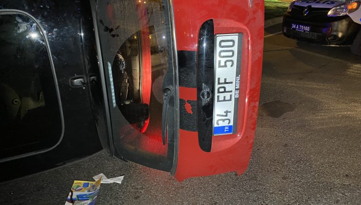 Bakırköy’de refüje çarpan aracın sürücüsü yaralandı