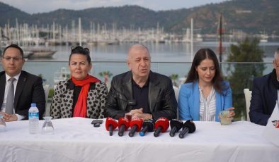 Zafer Partisi Genel Başkanı Prof. Dr. Ümit Özdağ, Muğla Fethiye’de basın açıklamasında bulundu.