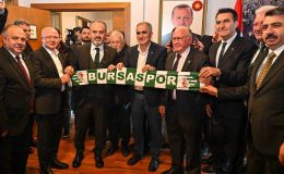 Bursa Belediye Başkanı Alinur Aktaş, Bursaspor’u ziyaret etti