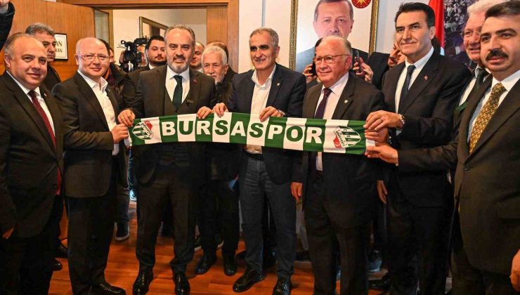 Bursa Belediye Başkanı Alinur Aktaş, Bursaspor’u ziyaret etti