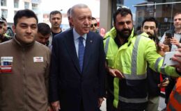 Cumhurbaşkanı Erdoğan Üsküdar’da akaryakıt istasyonuna uğradı, vatandaşla sohbet etti