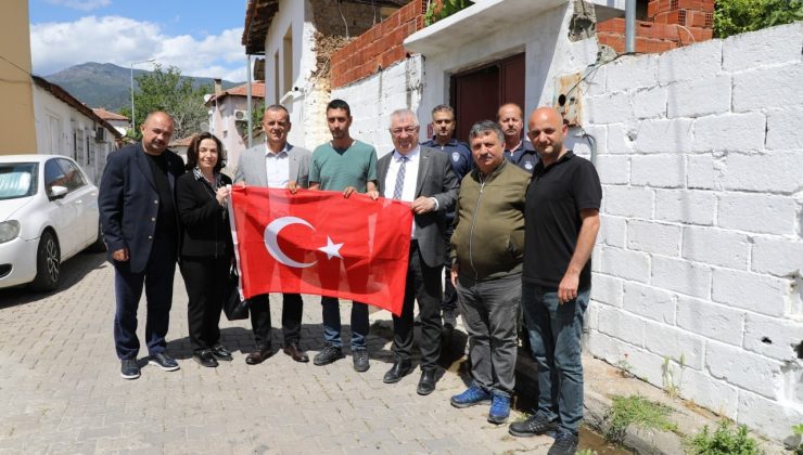 Edremit Belediyesi’nden şehitlere vefa