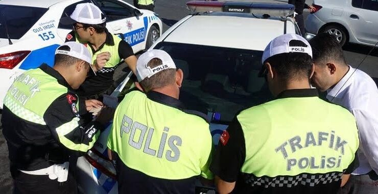 Alkollü sürücüye 8 bin 635 TL idari para cezası uygulandı