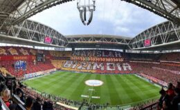 Galatasaray taraftarından derbi için koreografi