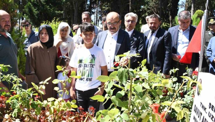 15 Temmuz’da Balıkesir Şehitliği ziyaret edildi