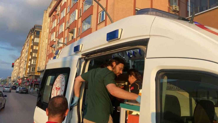 2 motosiklet kazaya karıştı, sürücüler yara almadan kurtuldu