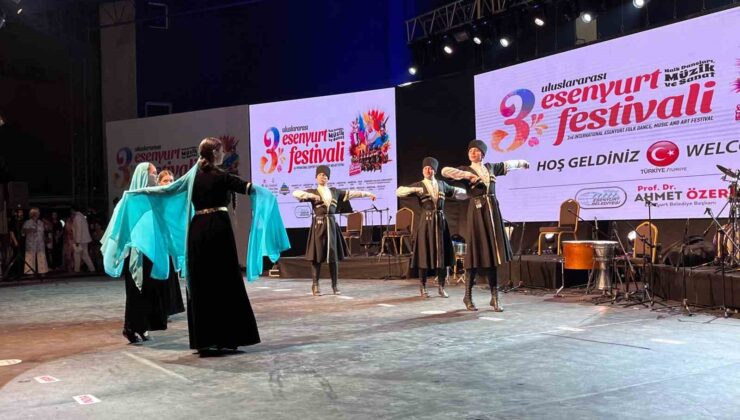 3. Uluslararası Esenyurt Halk Dansları, Müzik ve Sanat Festivali başladı