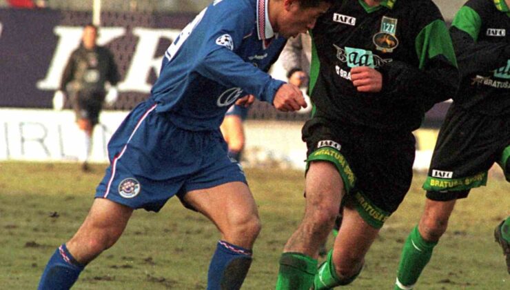 57 yaşındaki Japon forvet Miura, 16. takımına transfer oldu