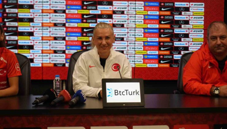 A Milli Kadın Futbol Takımı, İsviçre maçına hazır