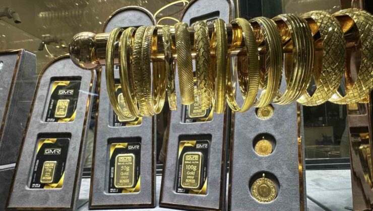 Altın tarihi zirvesini gördükten sonra yeni haftaya düşüşle başladı