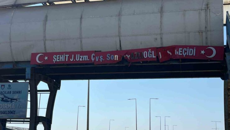 Bandırma’da 13 gün arayla aynı üst geçide ikinci kez tır dorsesi çarptı