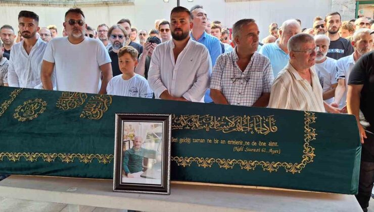 Bindiği bota tekne çarpmıştı: 6 saatlik arama sonucu cansız bedeni bulunan adam toprağa verildi