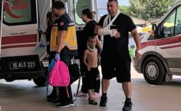 Bursa’da otomobil ile cip çarpıştı: 2’si çocuk 4 yaralı