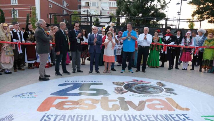Büyükçekmece’de “Uluslararası Güler Ertan Fotoğraf Yarışması”nda ödül alan eserler sergilendi