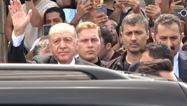 Cumhurbaşkanı Erdoğan cuma namazını Taksim Camii’nde kıldı