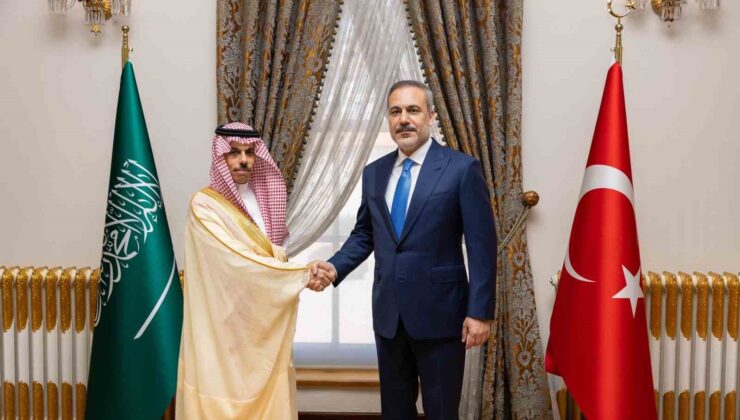 Dışişleri Bakanı Fidan: “İsrail’e baskı yapılması gerekiyor”