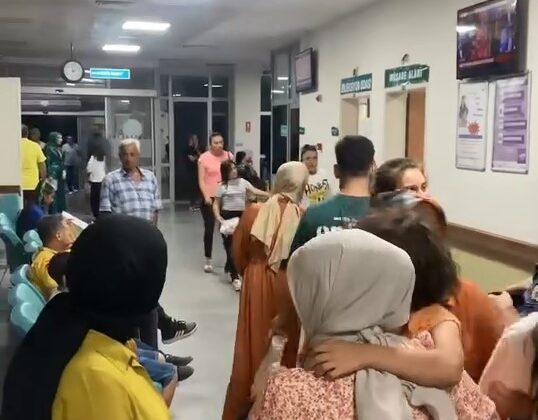Düğün yemeği zehir oldu: Hastane acili doldu taştı