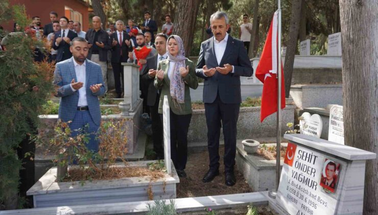 Edirne’deki şehitler kabirleri başında anıldı