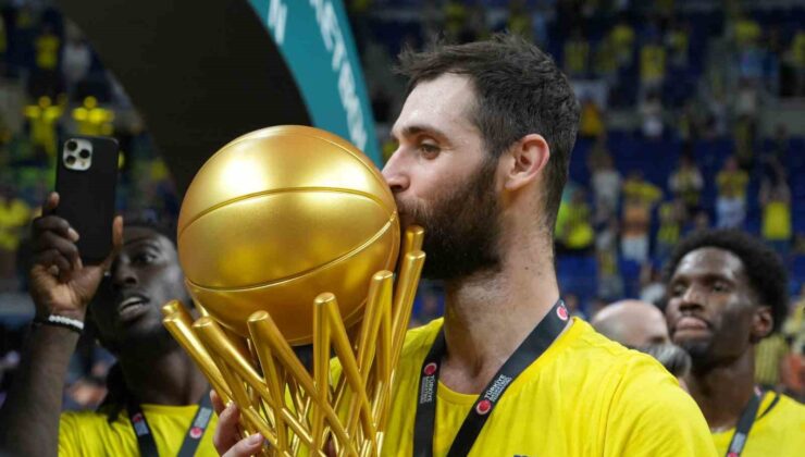 Fenerbahçe Beko, Georgios Papagiannis’e veda etti