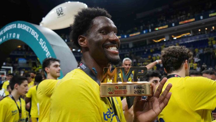 Fenerbahçe Beko, Nigel Hayes-Davis ile sözleşme yeniledi