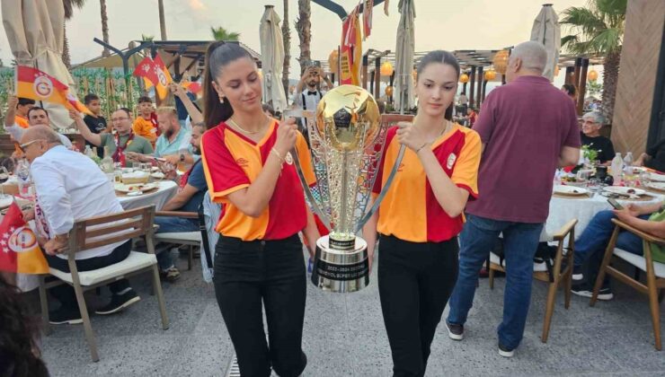 Galatasaray Taraftar Derneği’den şampiyonluk kutlaması
