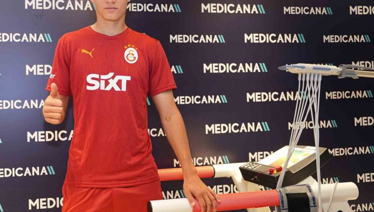 Galatasaraylı futbolcular sağlık kontrolünden geçti