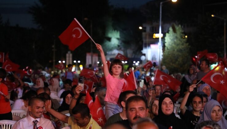 İnegöl 15 Temmuz’un yıl dönümünde yine meydanlarda