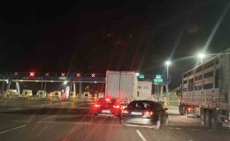 İstanbul trafiğine nefes olan otoyolda, gişe sayısının azaltılması, yoğunluğa sebep oluyor