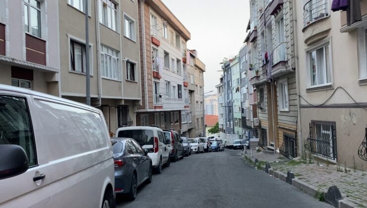 İstanbul’da “Üstüme toz geliyor” kavgası kamerada: Oğlu ve babası adama saldırdı
