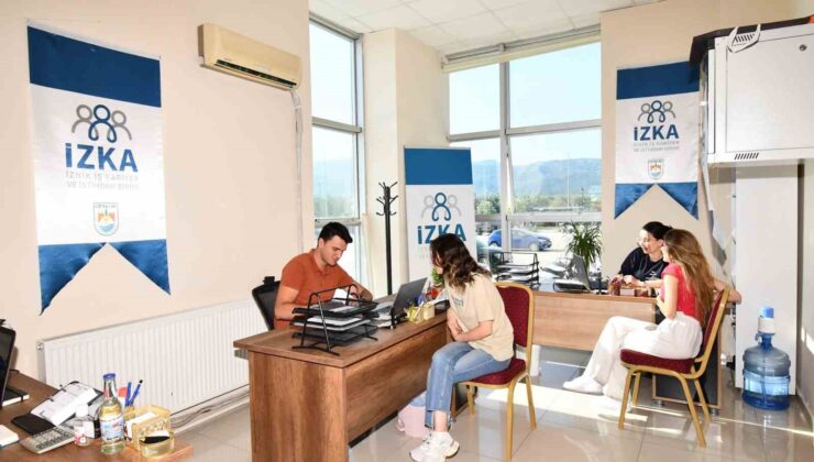 İznik Belediyesi iş kariyer ofisi hizmete başladı
