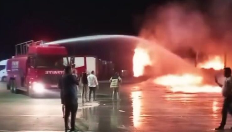 Kapıkule’de tırın dorsesi alev alev yandı