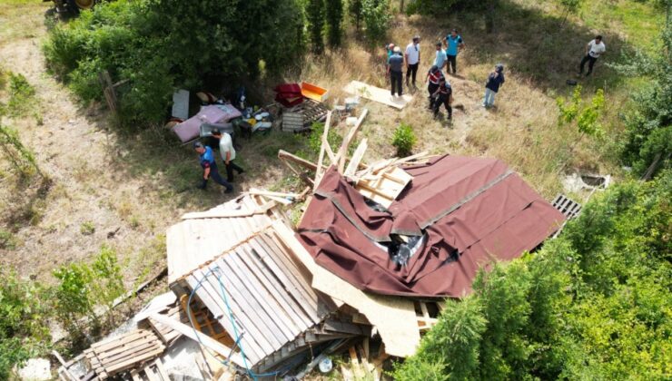 Kartepe’de kaçak bungalovlar yıkıldı