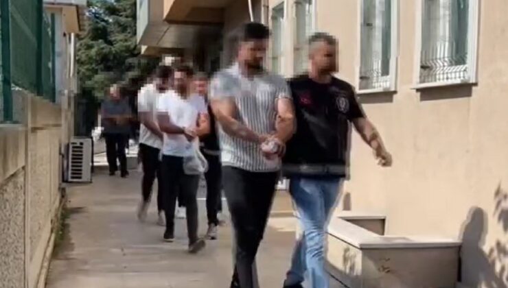 Küçükçekmece’de iki grup arasında çıkan çatışmada gözaltına alınan 18 kişi adliyeye sevk edildi