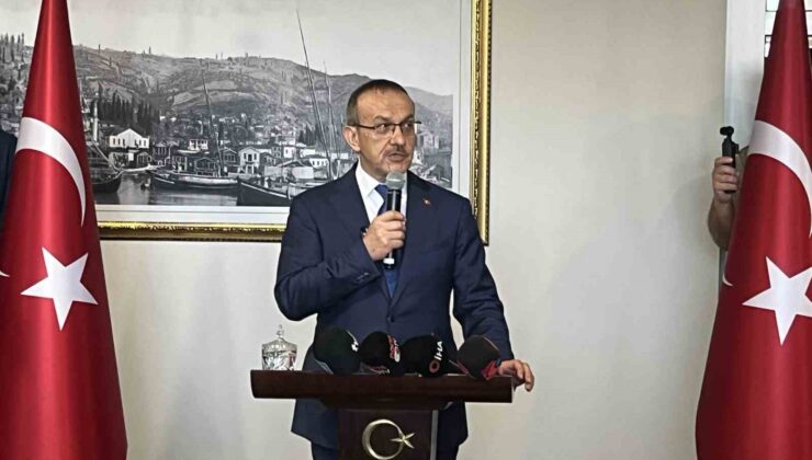 Malatya’ya atanan Vali Seddar Yavuz ve eşinden duygusal veda