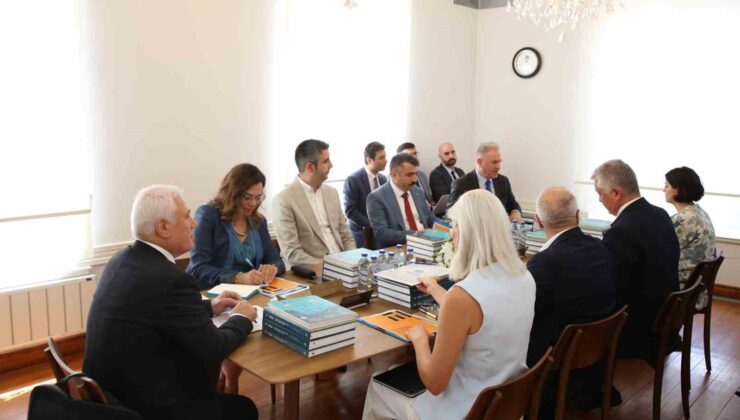 Marmara Belediyeler Birliği’nde gündem sokak hayvanları ve deprem