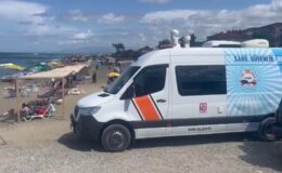 O sahilde yasağı dinlemeyenleri Sahil Güvenlik böyle uyardı