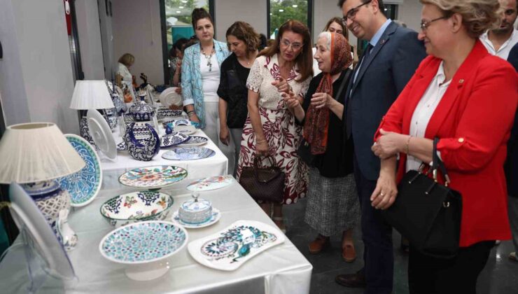 Olgun gençlerin el emeği eserleri yıl sonu sergisinde