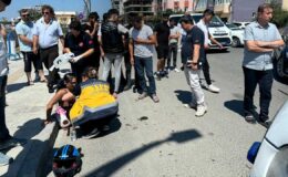 Otomobil ile çarpışan motosikletin sürücüsü motosikletten fırladı