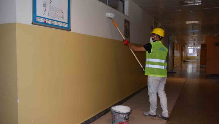 Pendik Belediyesi okullar için seferber oldu