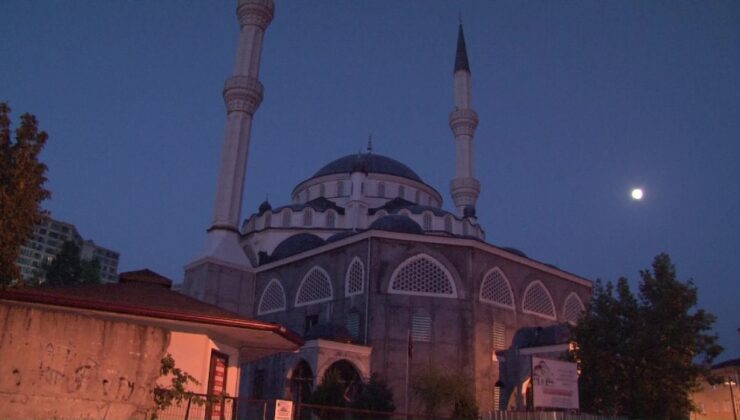 Pendik’te otluk alandaki yangın korkuttu