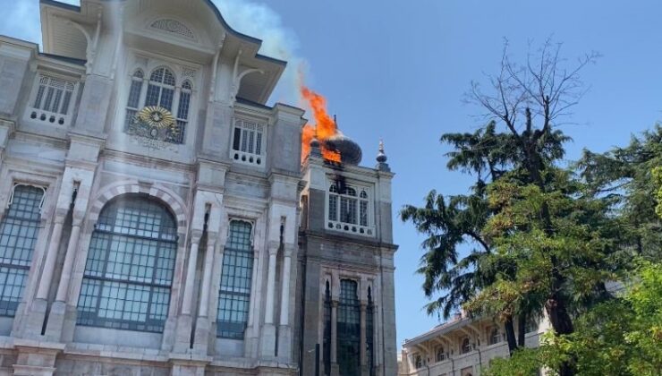 Sağlık Bilimleri Üniversitesinin tarihi binasında yangın: Kubbe çöktü