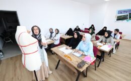 Sultangazi Belediyesi Sanat ve Mesleki Eğitim Kursları yaz aylarında da devam ediyor