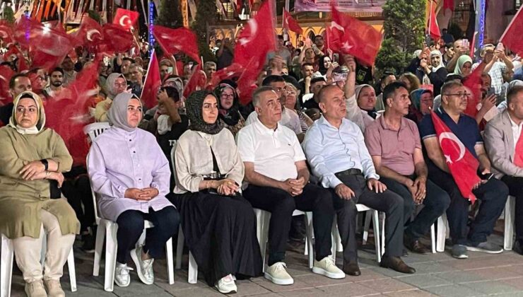 Sultangazi’de 15 Temmuz hain darbe girişiminin 8’inci yıl dönümünde anma programı