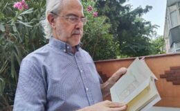 Tarihçi Mustafa Armağan, “Yıldız Sarayı’nda birçok eşya, mücevher ve belge yağmalandı ve yakıldı”