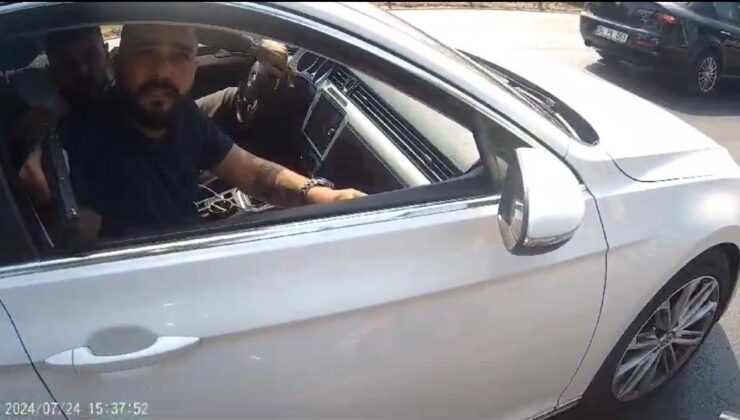 Trafikte tartıştığı motosiklet sürücüsüne silah çekti