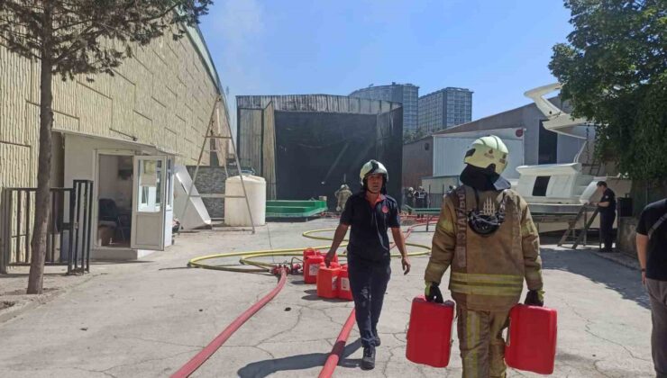 Tuzla’da yat imalathanesinde yangın çıktı