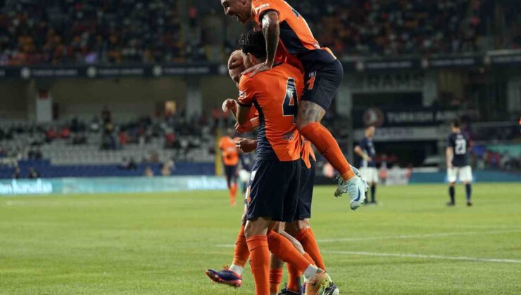 UEFA Konferans Ligi 2. Ön Eleme Turu: Başakşehir: 4 – La Fiorita: 0 (İlk yarı)