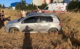 Yoldan çıkan otomobil tarlaya uçtu: 5 yaralı
