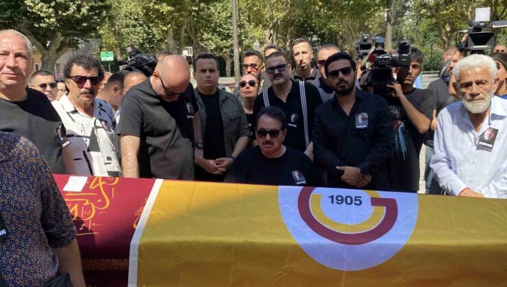 Aydemir Akbaş’a Galatasaray Lisesi’nde tören